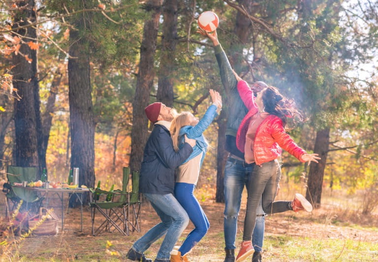 4 Ways Professional Companionship Helps Combat Modern Loneliness